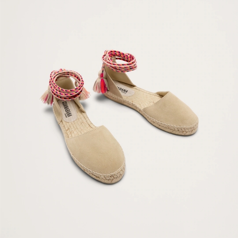 NIB Valenciana Flat Espadrille with Pom-Pom Size 8.5 In Ecru by Guanábana